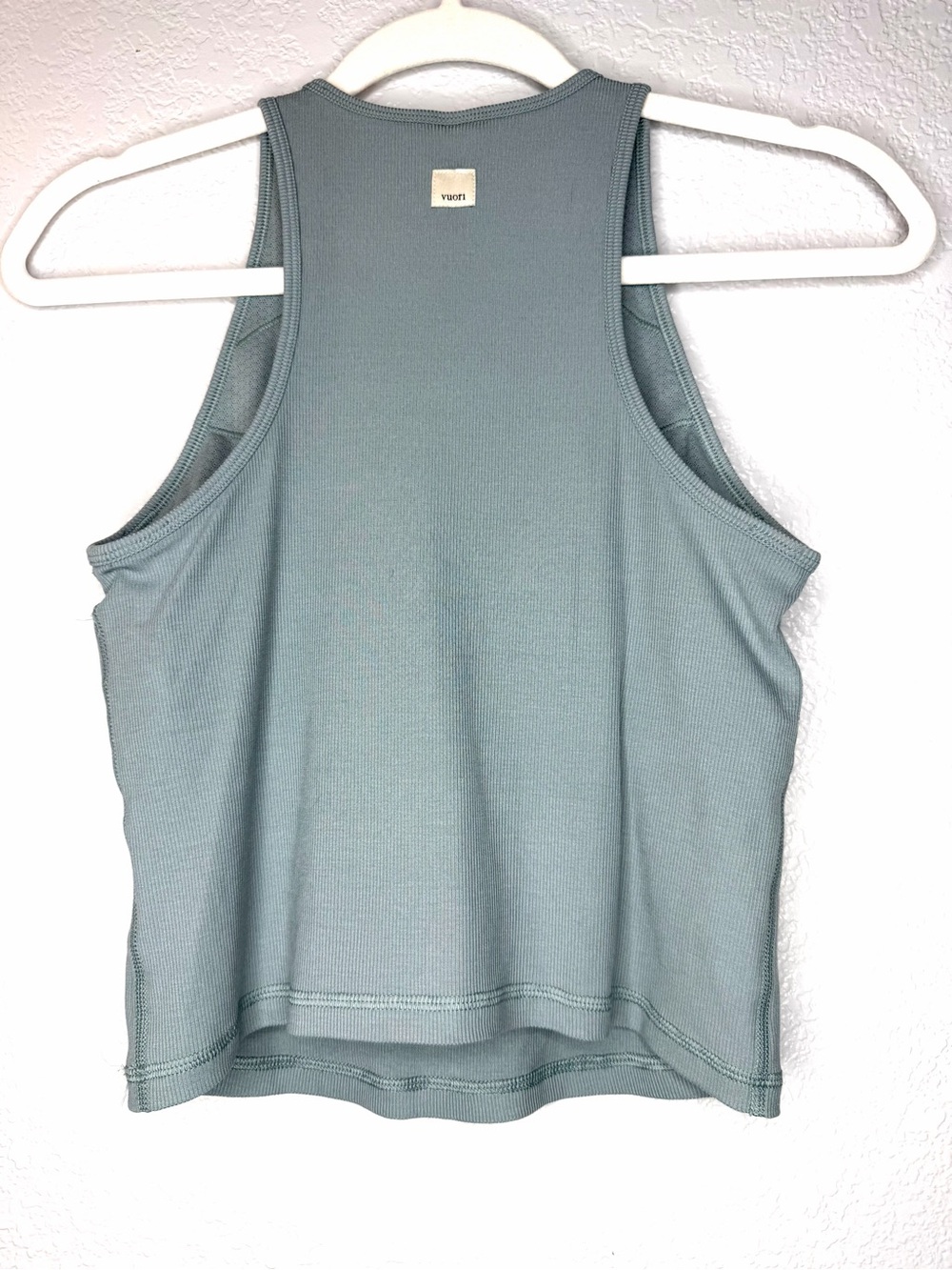 Vuori Pose Plyo Tank - Picture 4 of 5